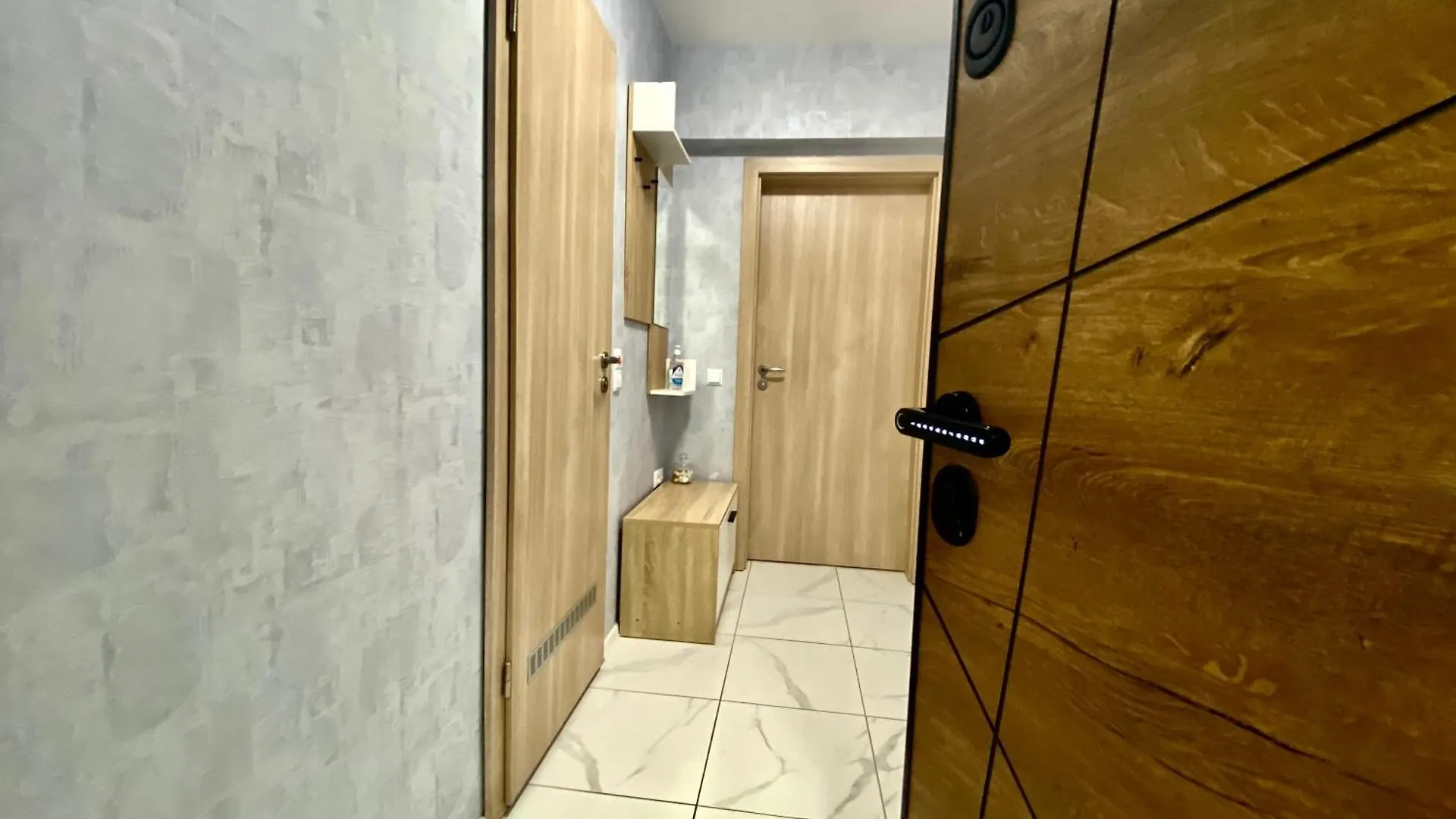Avrora Suite Варна 0*,