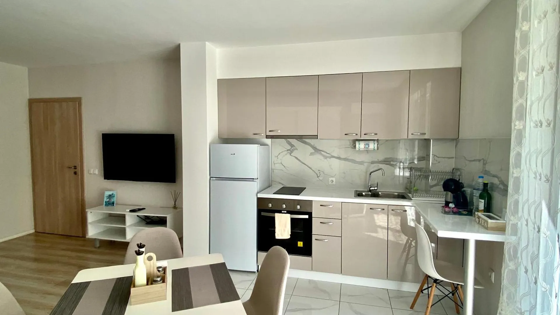 Avrora Suite Варна Апартаменты