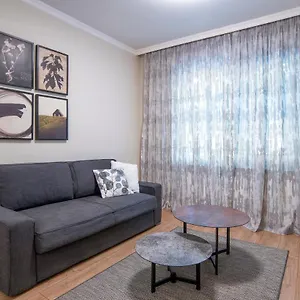 Tina's 2 Bedroom Top Central Апартаменты София