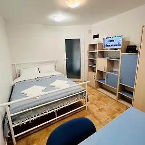  Апартаменты Comfy 100letov